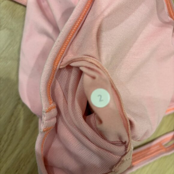 Lululemon Women's Power Pose Tank Top Size 2 - Picture 3 of 3